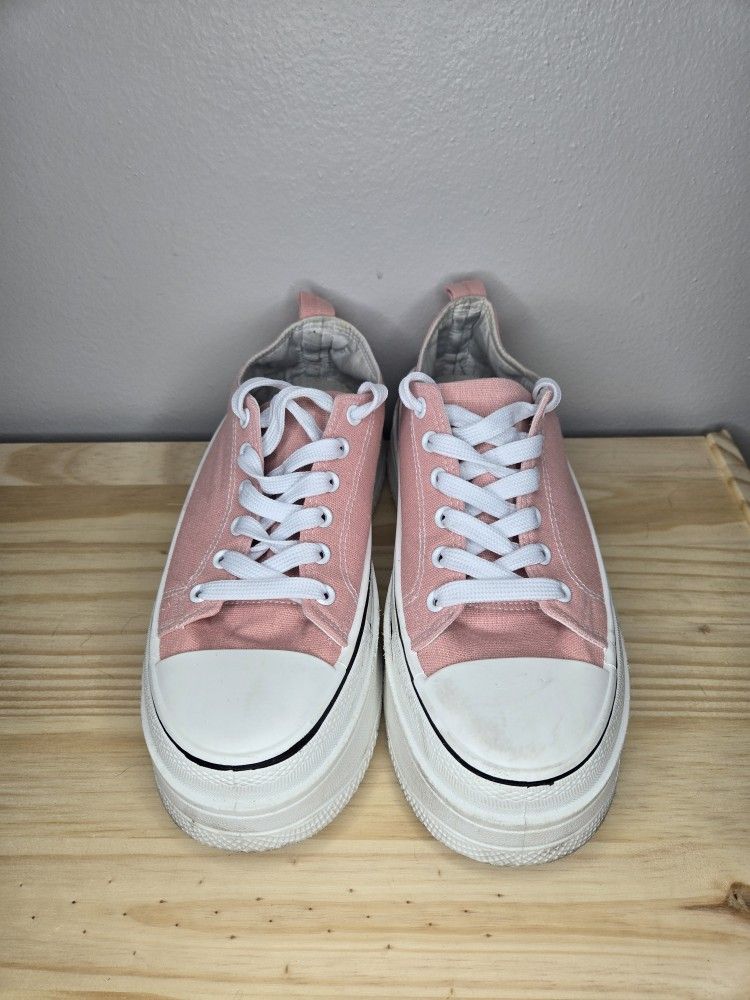 Rogue Helium Pink Women's Size 8 Shoes