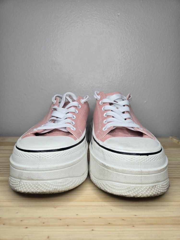 Rogue Helium Pink Women's Size 8 Shoes