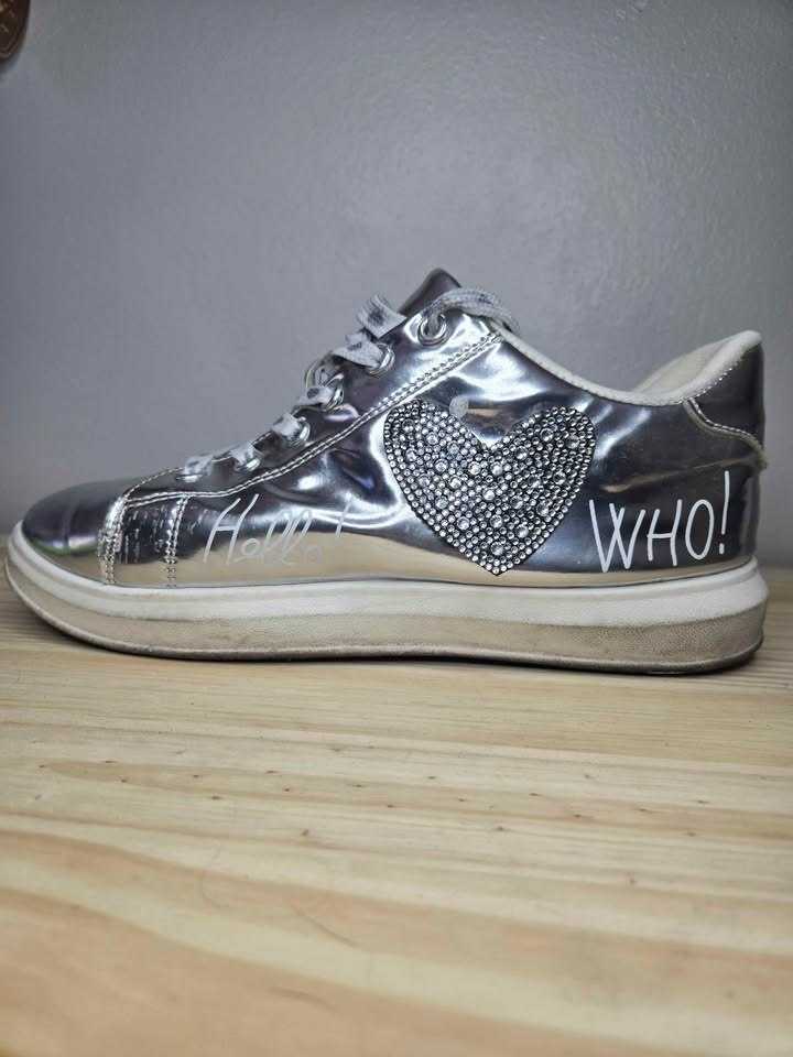 Rogue Helium Stylized Silvery Shoes